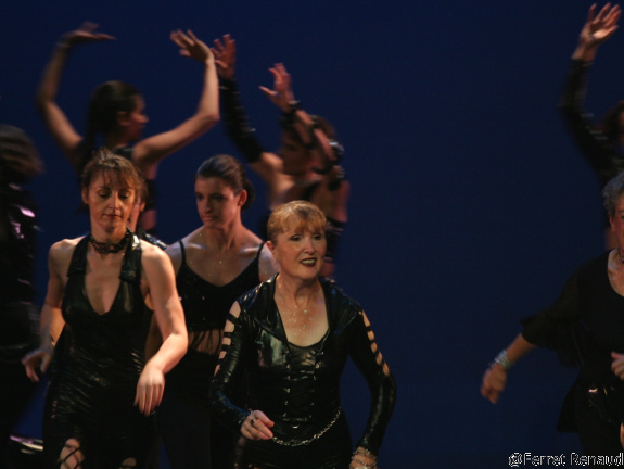 2003 T13 Spectacle 156