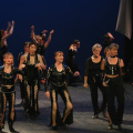 2003 T13 Spectacle 157