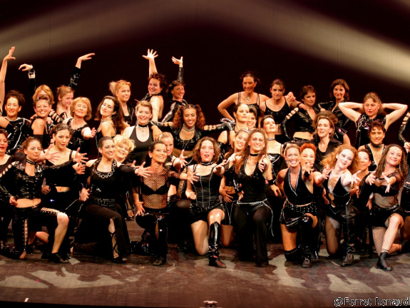2003 T13 Spectacle 194